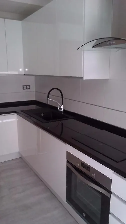 Stylish Apartment In The Heart Of Malaga With Pool