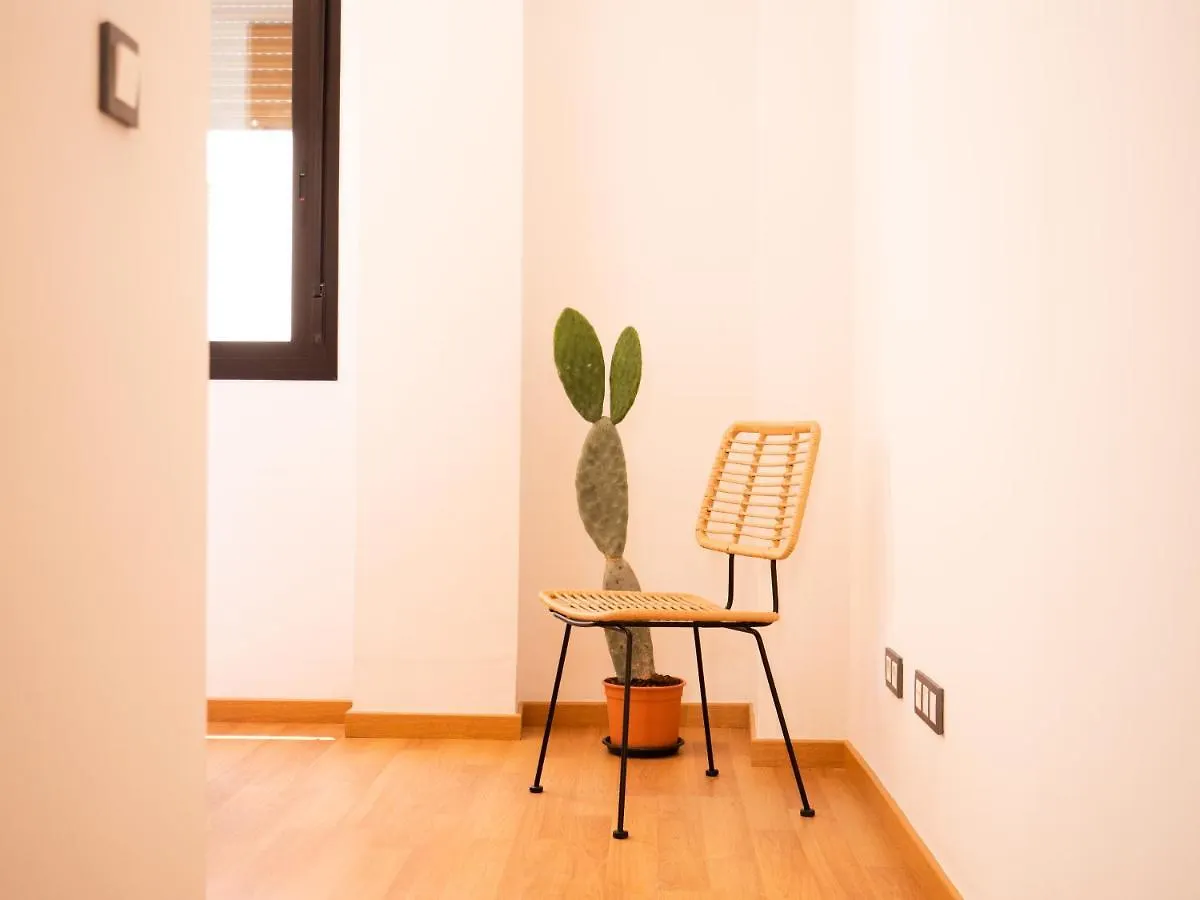Stylish Apartment In The Heart Of Malaga With Pool 0*,