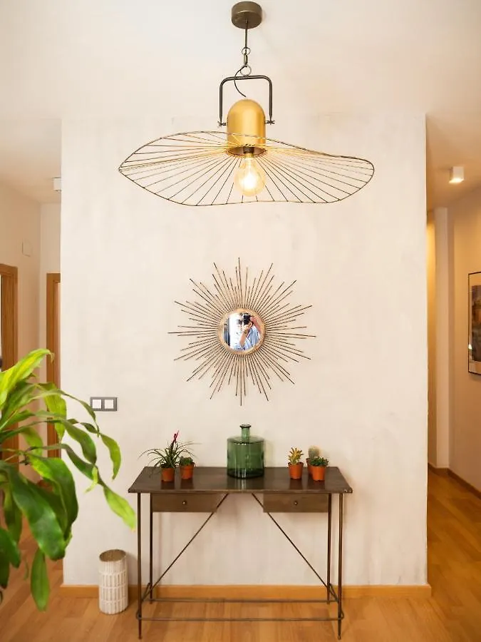 Stylish Apartment In The Heart Of Malaga With Pool